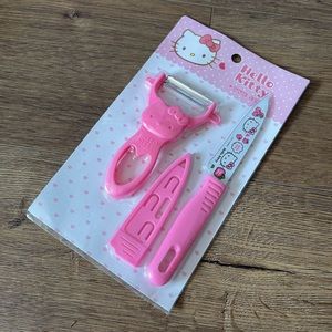 HELLO KITTY-NWT Kitchen Cooking Utensils Pack